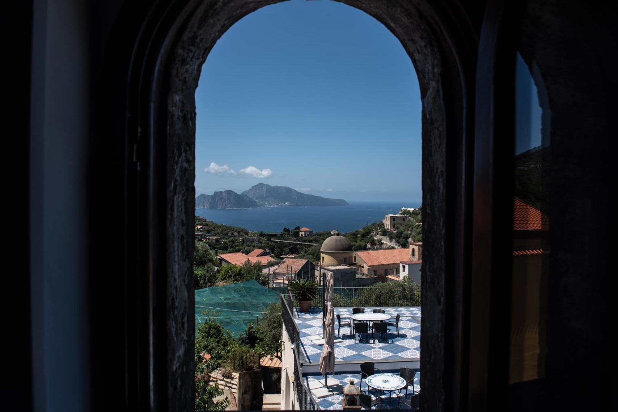 Torre Elisabetta Rooms มัสซาลูเบรนเซ ภายนอก รูปภาพ