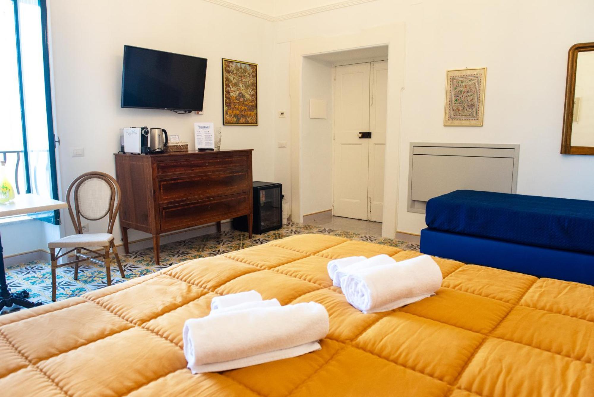 Torre Elisabetta Rooms มัสซาลูเบรนเซ ภายนอก รูปภาพ