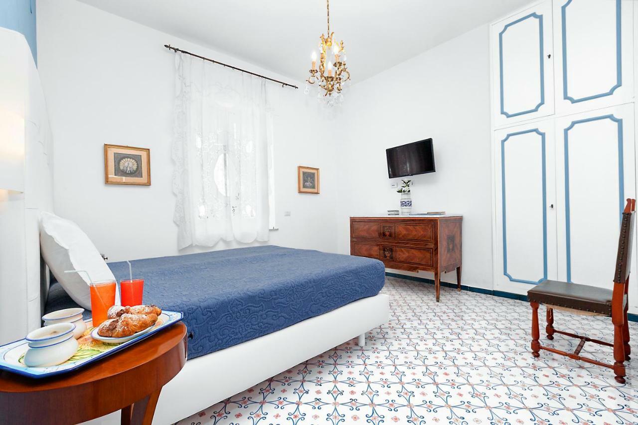 Torre Elisabetta Rooms มัสซาลูเบรนเซ ภายนอก รูปภาพ